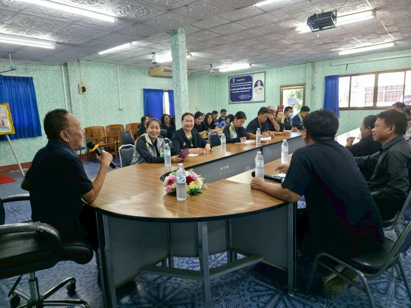 ประชุมประจำเดือน หัวหน้าส่วนราชการ พนักงานเทศบาล พนักงานจ้าง จ้างเหมาบริการ ประจำเดือน ธันวาค 2568